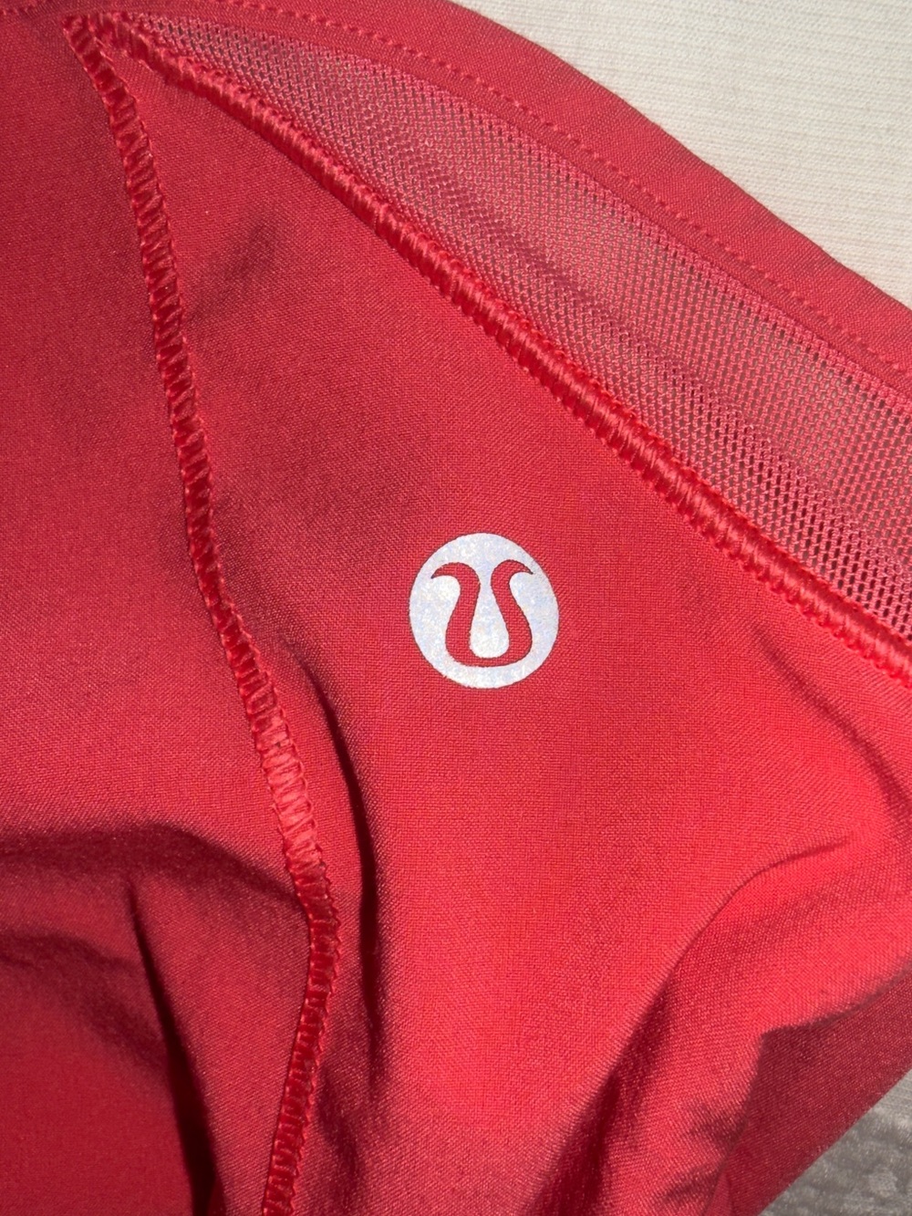 Lululemon Glaze Pink Hotty Hots 2.5 inch LR - Picture 3 of 3